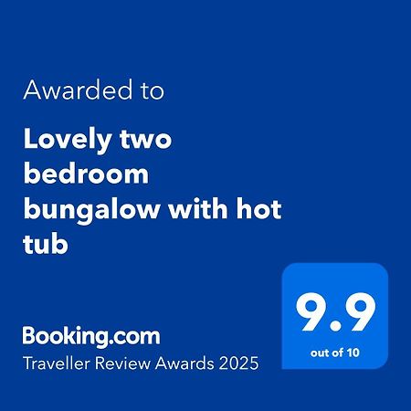 Lovely Two Bedroom Bungalow With Hot Tub يوفيل المظهر الخارجي الصورة
